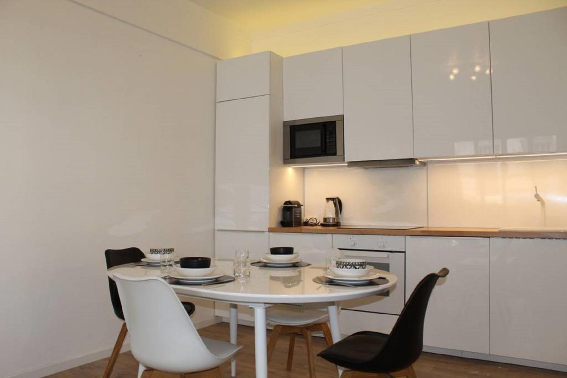 Plein Centre, Calme Et Proche De La Appartamento Nizza